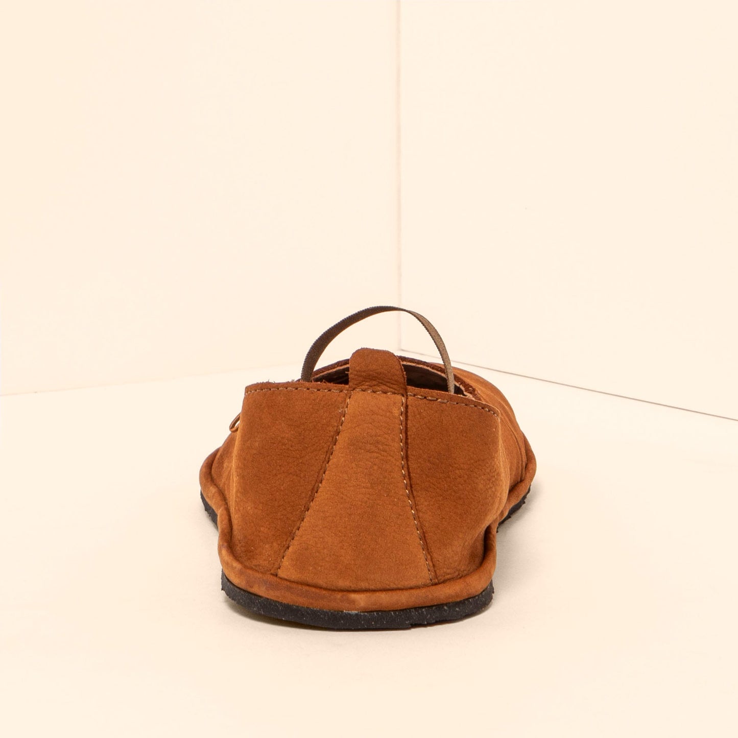 EL NATURALISTA Ballet - N5670 Cuero 40