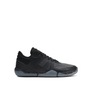 Calzado minimalista: Zapatilla de baloncesto negra X1 Low de XERO, de perfil, con suela gris.