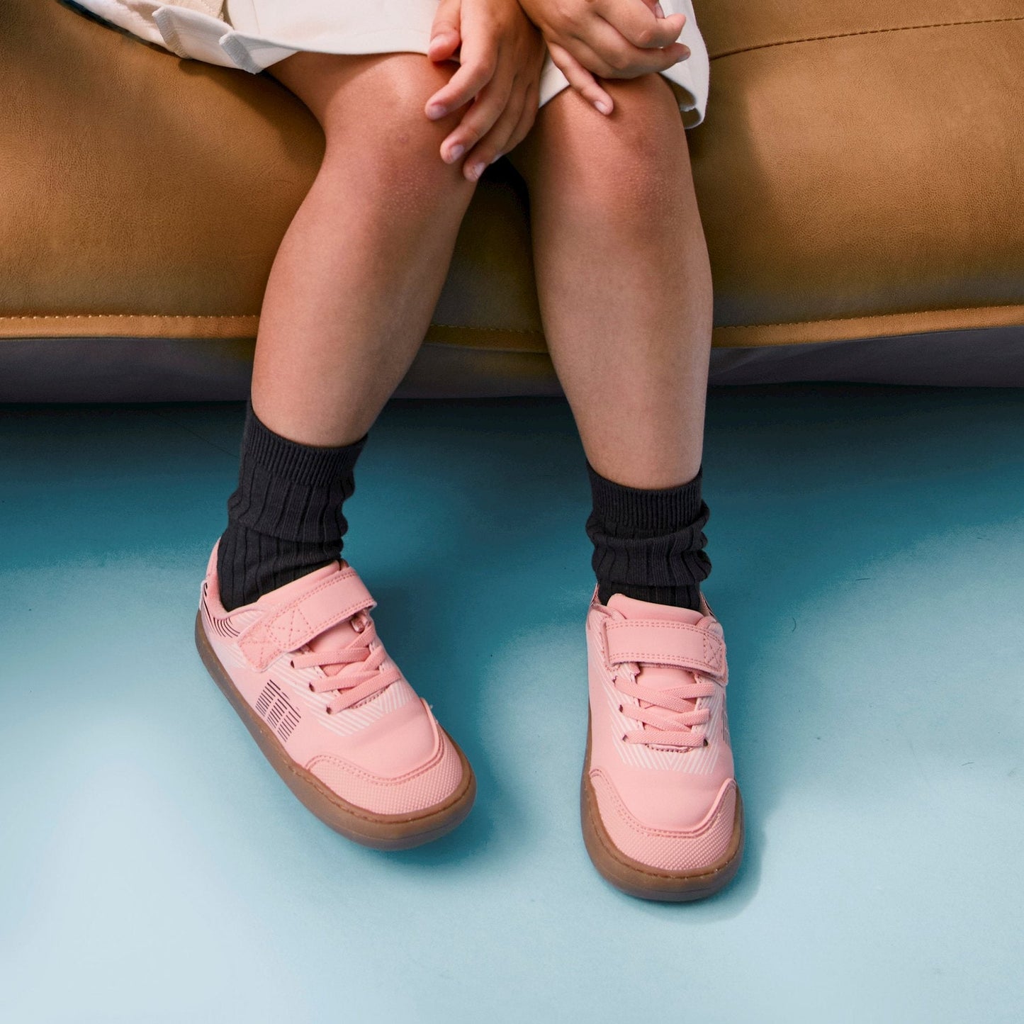 Action - MUSTANG - Barefoot You