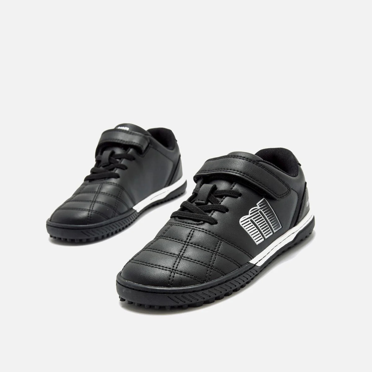 Action Futbol - MUSTANG - Barefoot You