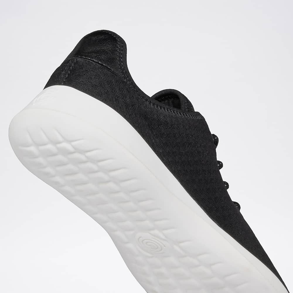 Zapatillas  GROUNDIES Balance Negro 39