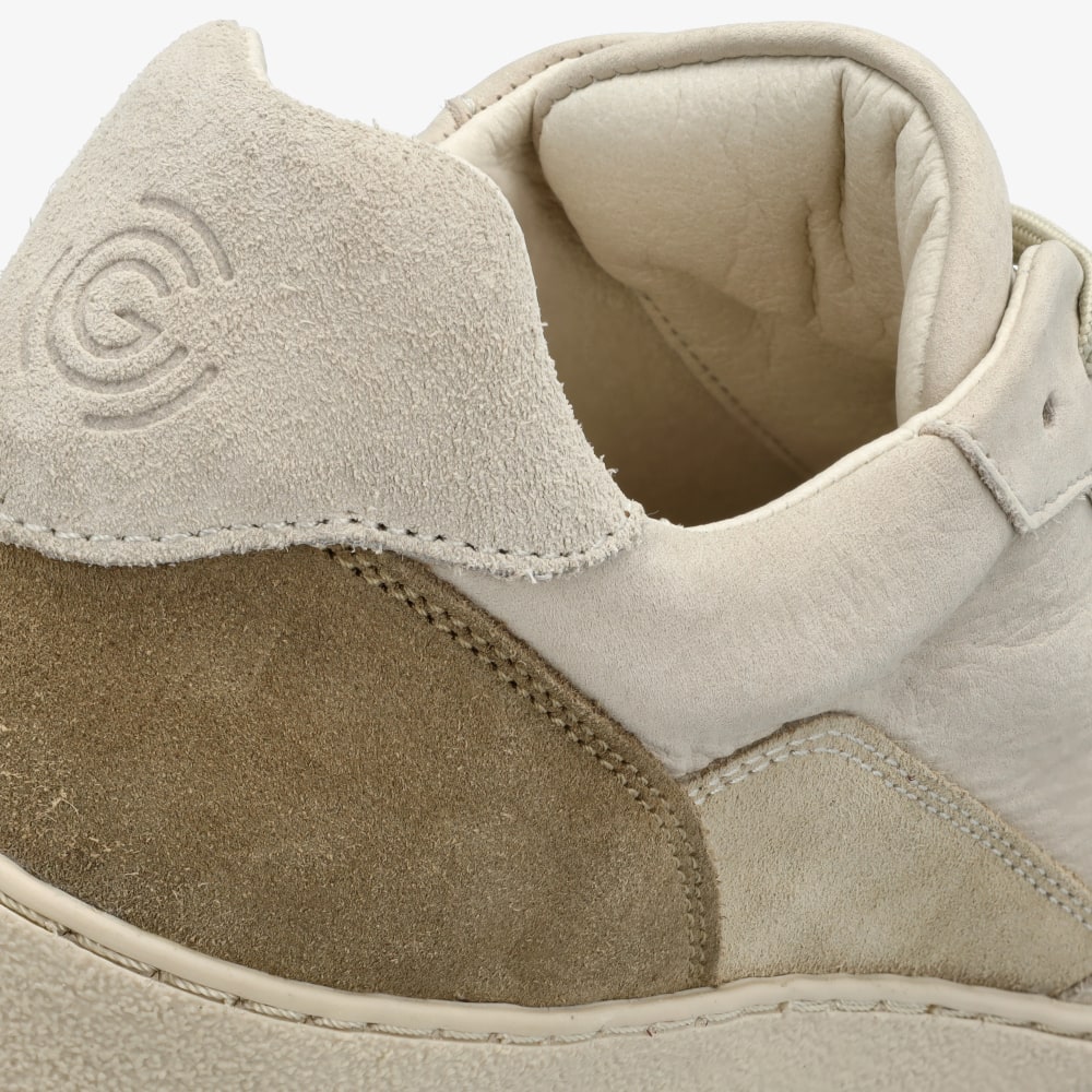 Zapatillas  GROUNDIES Nova Beige & Plata 36