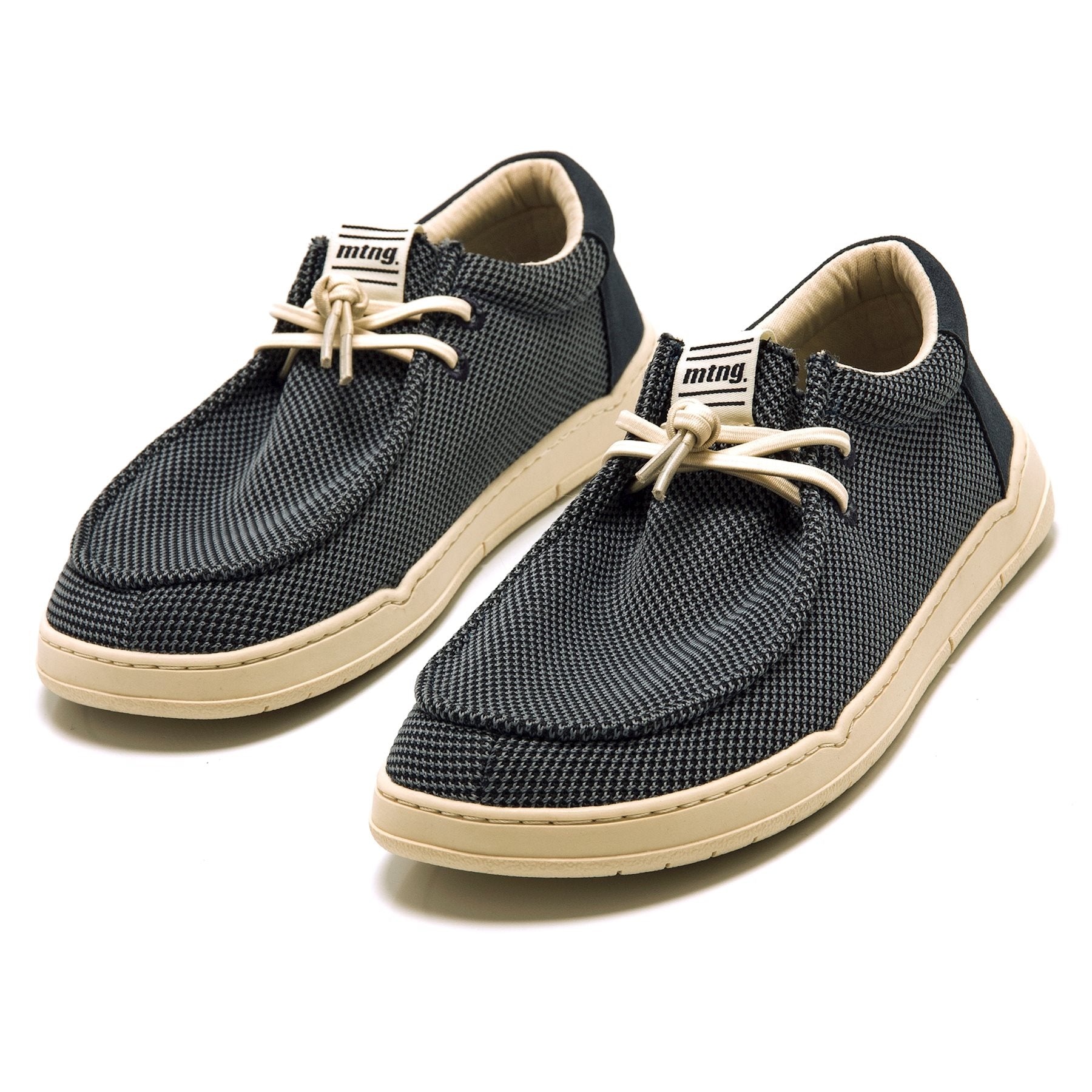 Kai - MUSTANG - Barefoot You