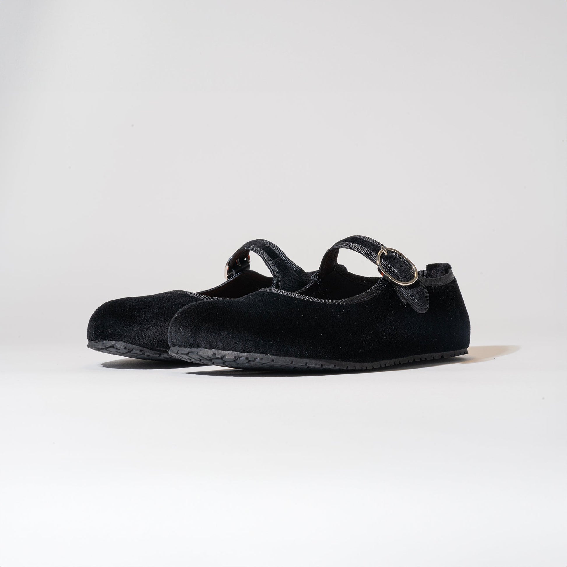 Oracle - QUONDAM - Barefoot You