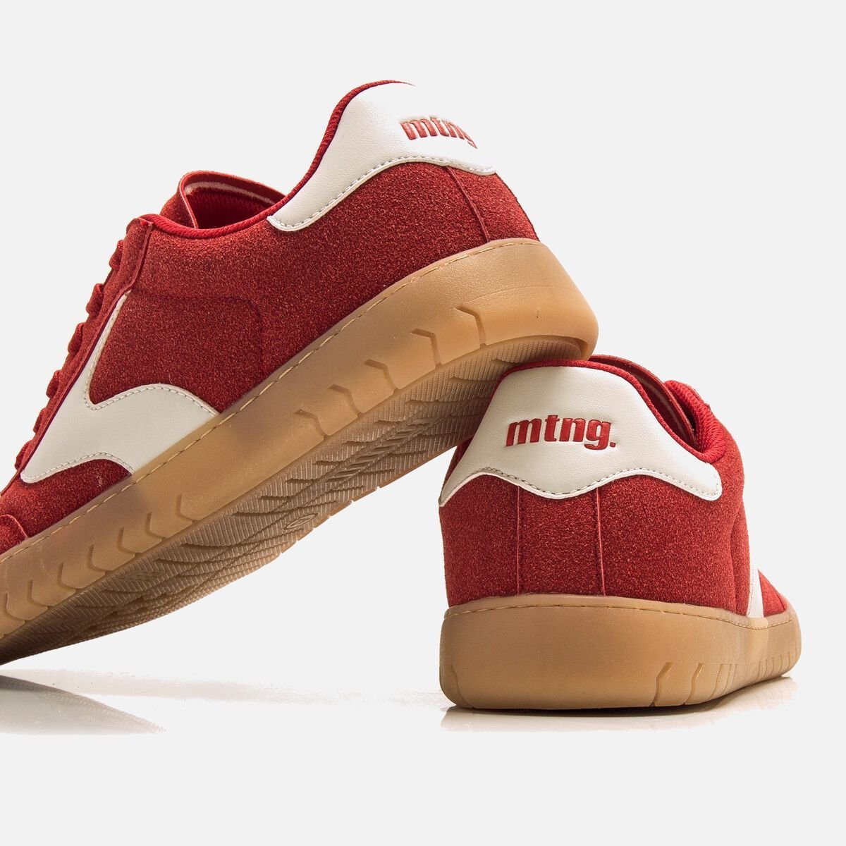 Pluto - MUSTANG - Barefoot You