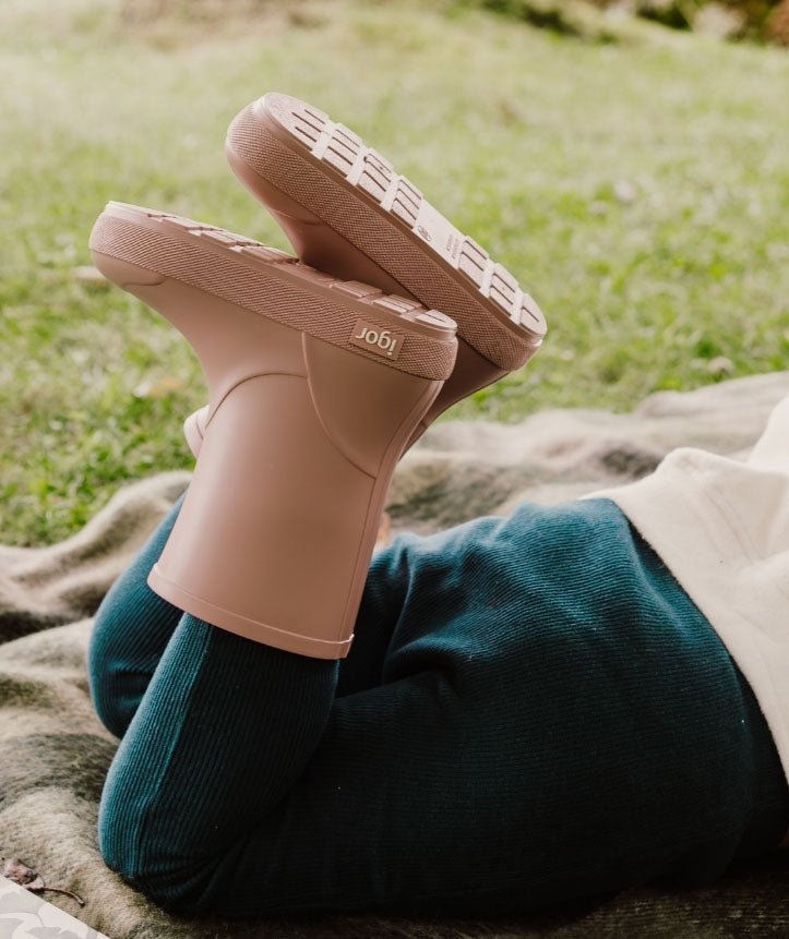 Yogi - IGOR - Barefoot You