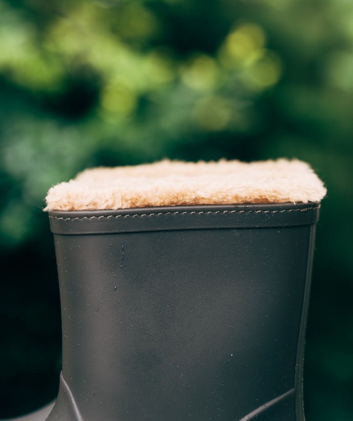 Yogi B - IGOR - Barefoot You